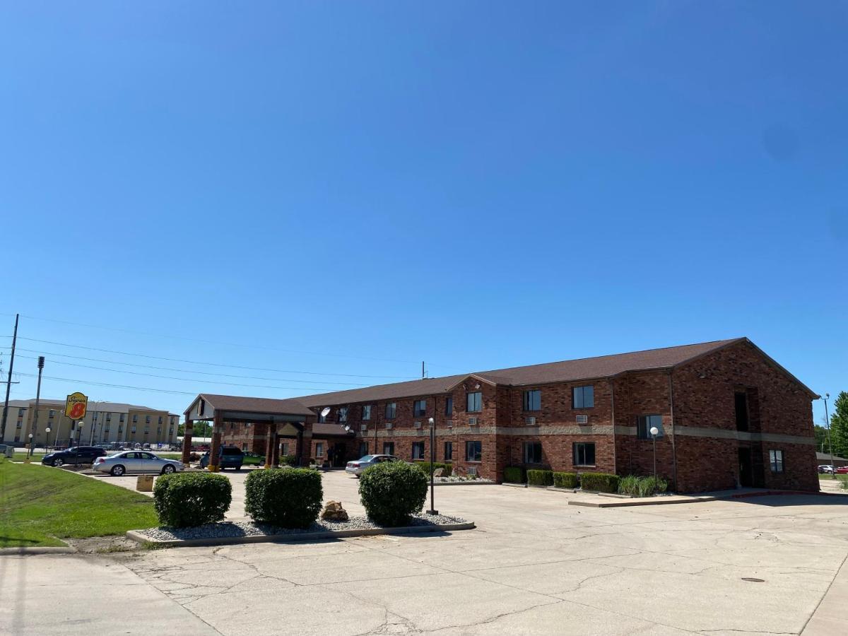 Super 8 By Wyndham Independence Ks Hotel Exterior foto